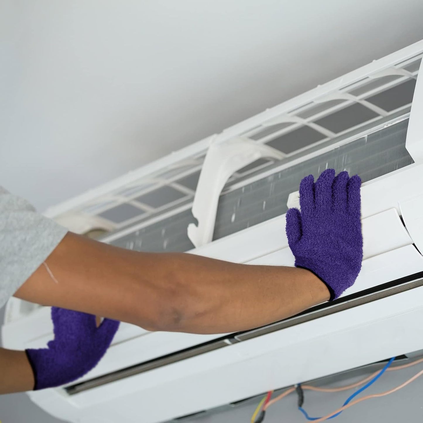 Patelai 3 Pairs Microfiber Plant Dusting Gloves Leaf Cleaning Gloves for Indoor Plants, Blinds, Furniture, House(Small,Purple, Blue, Rose Red)