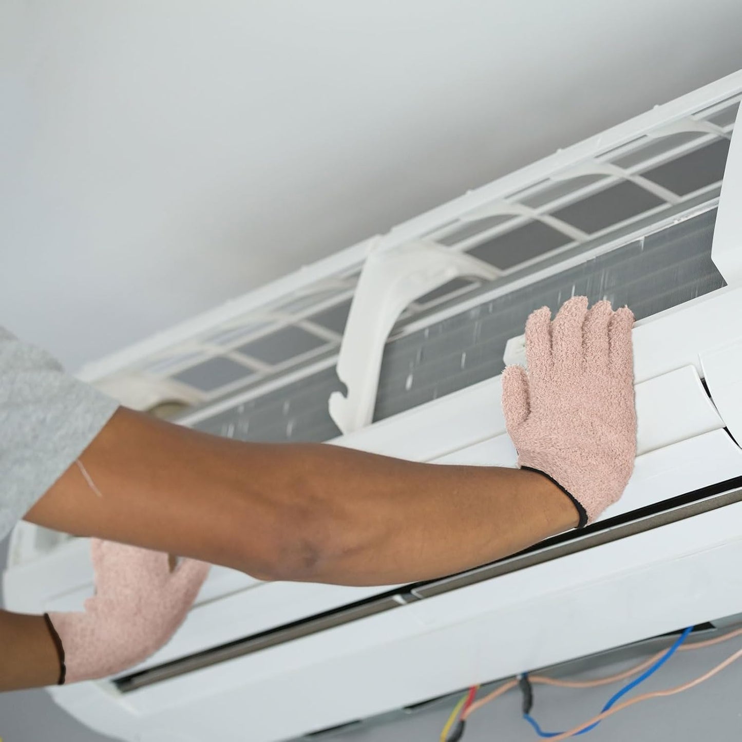 Patelai 3 Pairs Microfiber Plant Dusting Gloves Leaf Cleaning Gloves for Indoor Plants, Blinds, Furniture, House(Medium,Pink, Nude, White)