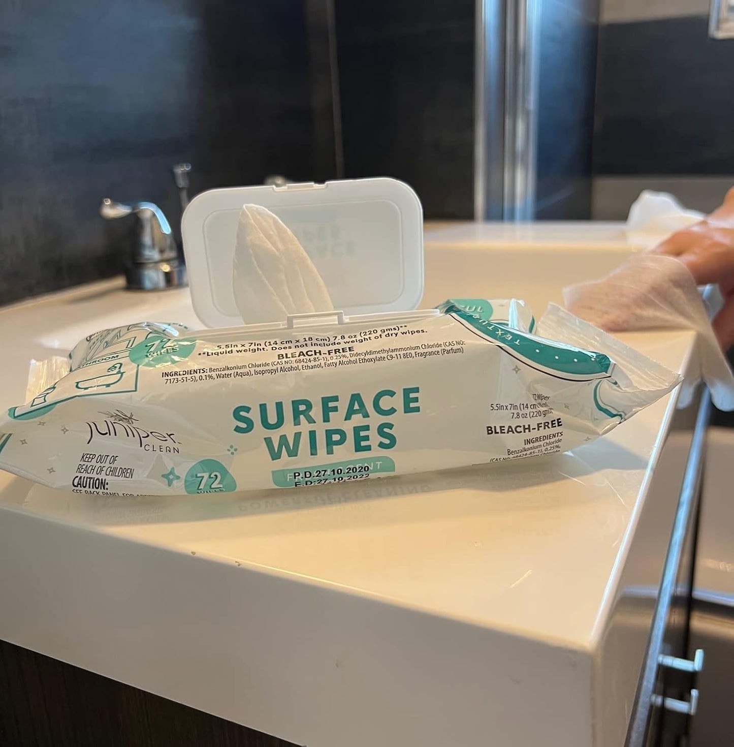 1 Pack Surface Cleaning Wipes Bleach Free, All-Purpose Cleaner for Bathroom, Kitchen, Office, 72 Count Soft Flow, Fresh Scent, Lint Free & Durable