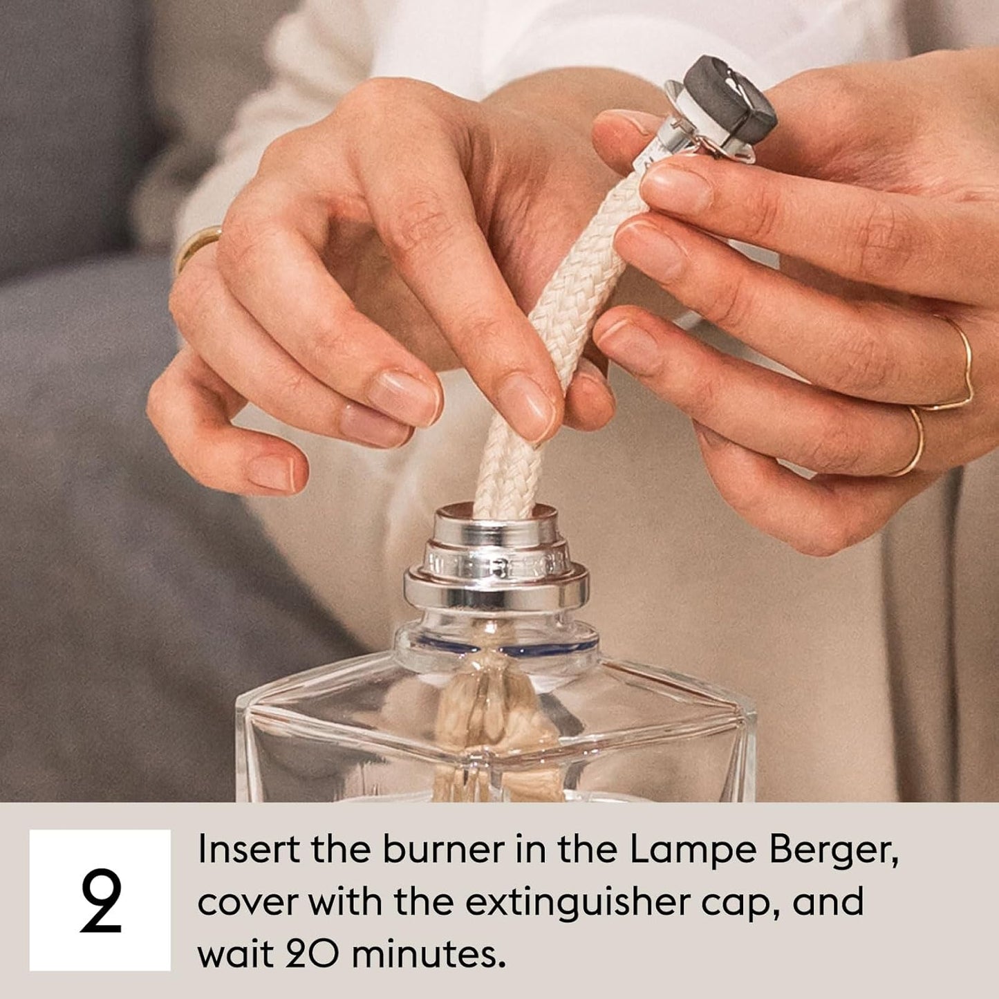 MAISON BERGER - Black Angelica - Lampe Berger Fragrance Refill for Home Fragrance Oil Diffuser - Air Freshener - 33.8 Fluid Ounces - 1 Liter