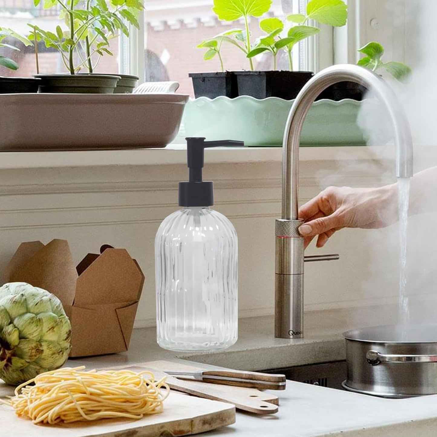 Clear Glass Soap Dispenser with Black Plastic Pump, 13.5oz Refillable Liquid Hand Soap Dispenser, Lotion Dish Soap Dispenser for Modern Home Decor, Bathroom, Kitchen Countertop, Hotel