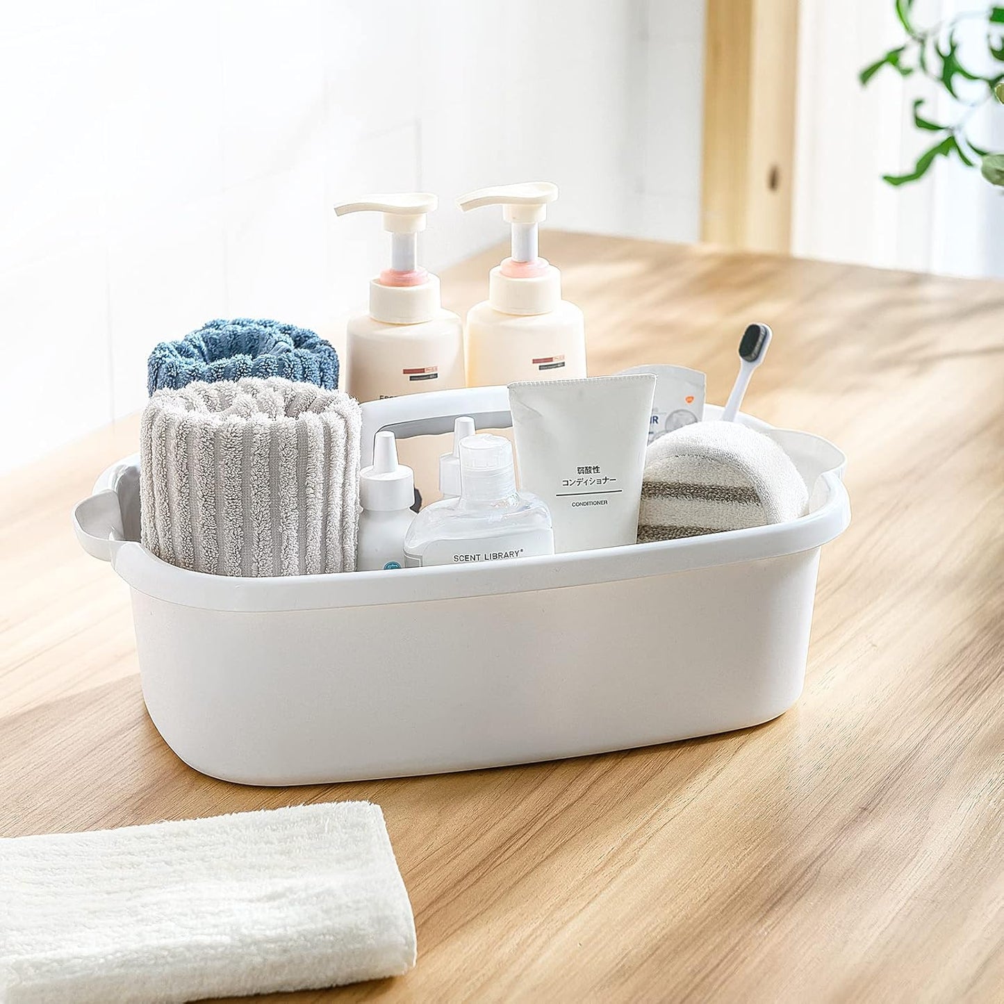 Multi-Purpose Plastic Cleaning Caddy with Handle, Shower Caddy Organizer/Storage Basket/Totes Portable for Bathroom Supplies, Cleaning Products, Under Sink Tool, Housekeepers (White)